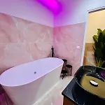 Intimate Escape - Seaside - Bath - Wifi - Ac Nice