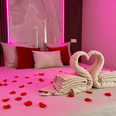 Intimate Escape - Seaside - Bath - Wifi - Ac Apartment Nice