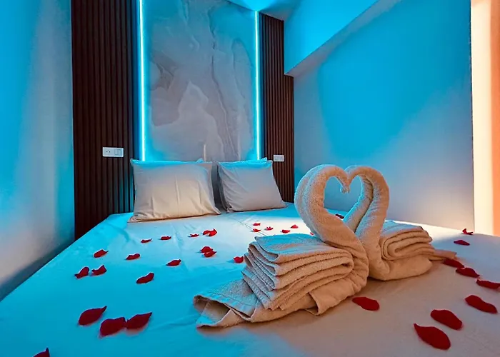 Intimate Escape - Seaside - Bath - Wifi - Ac Ницца
