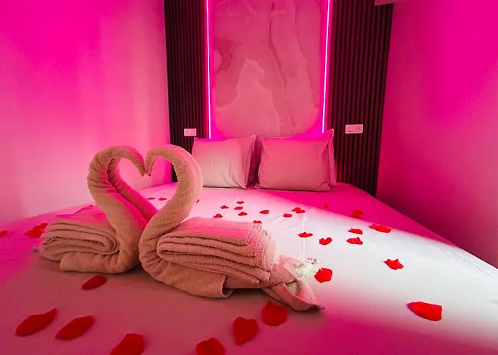 Apartment Intimate Escape - Seaside - Bath - Wifi - Ac Nizza