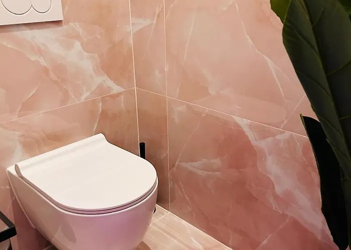 Apartment Intimate Escape - Seaside - Bath - Wifi - Ac Nizza